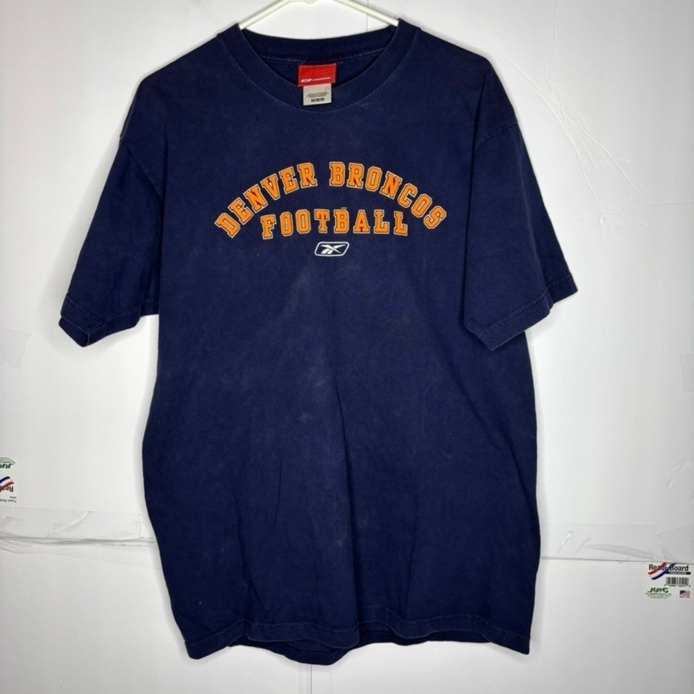 Reebok Medium Denver Broncos Football T Shirt Mens Navy Blue Short Sleeve Tee